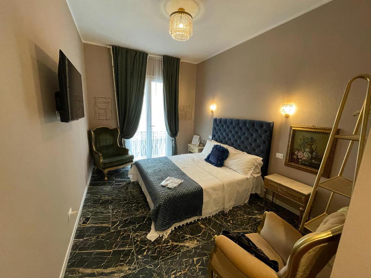 Prestige Suite Via Romagnoli Sirmione Exteriör bild